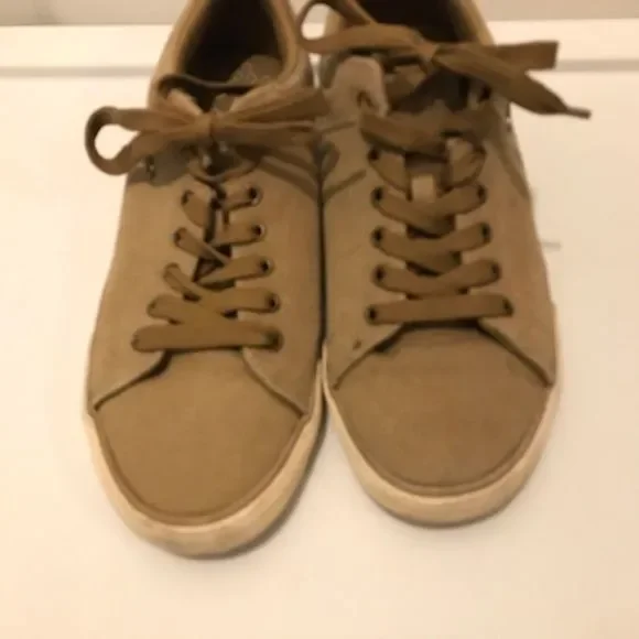 Mens Lugz shoes in size 8.5. Tan in color - Picture 2 of 6